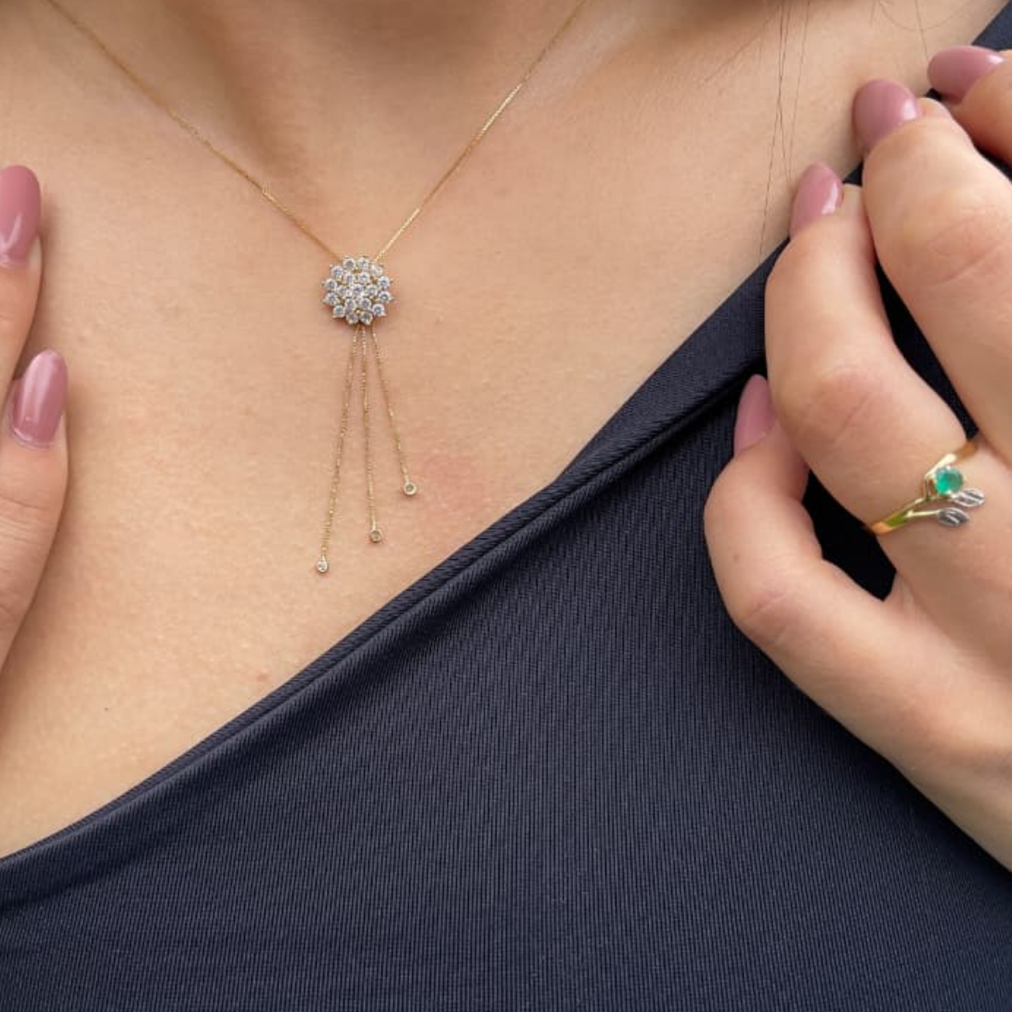 Colar Ouro Amarelo 18K com Diamantes Naturais – Pingente Versátil