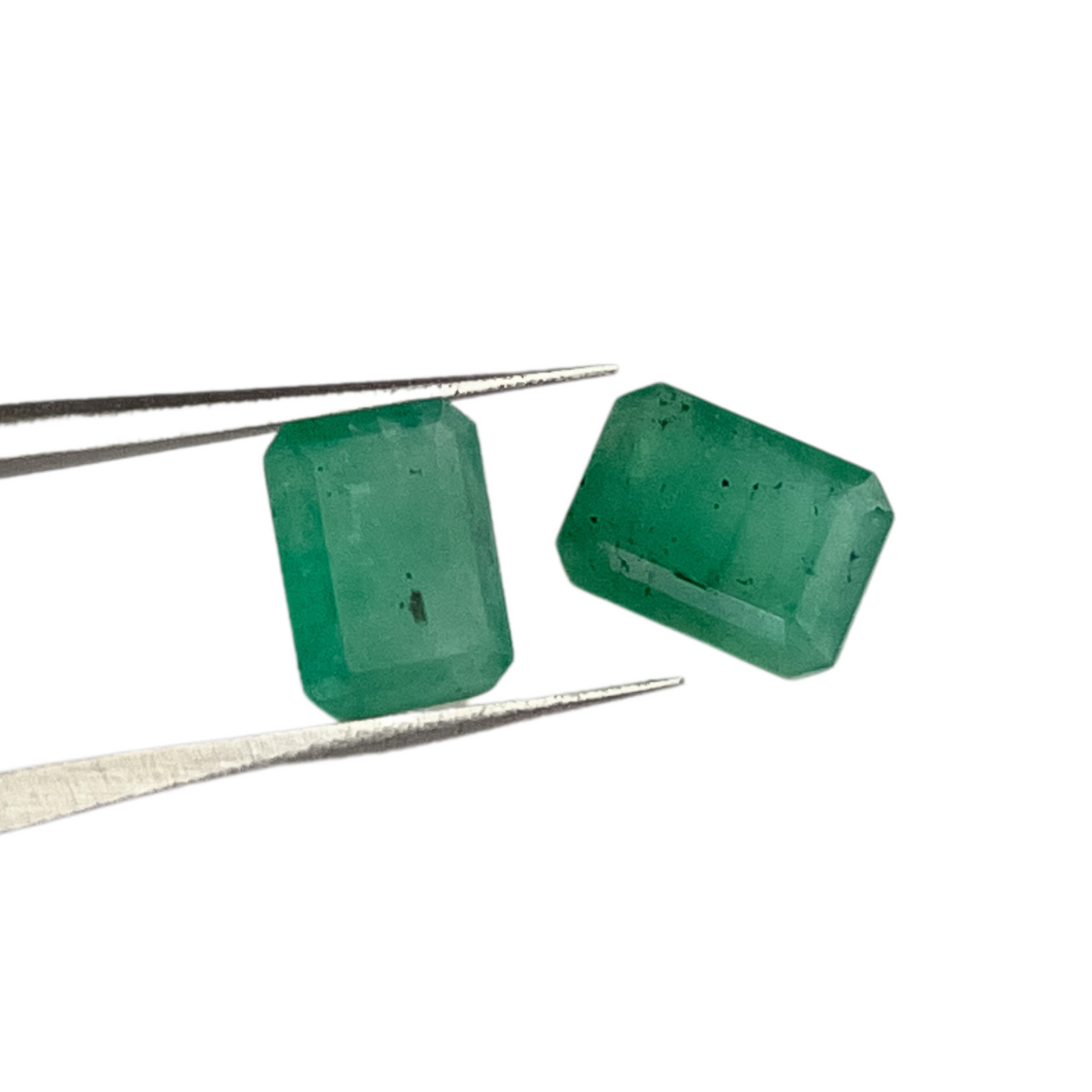 Par de Esmeraldas Naturais Lapidadação Retangular - 8x 5,9mm / 3,07ct .