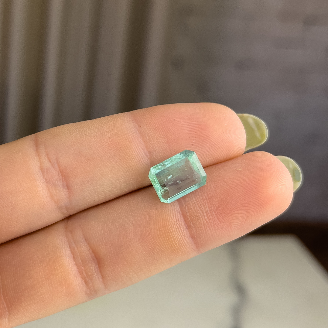 Esmeralda Natural - Retangular -10,9 x 8,2mm / 3,11 ct .