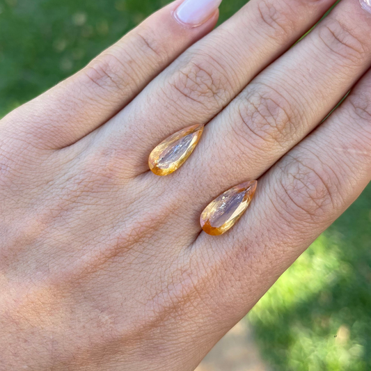 Par deTopázio Imperial Gota Natural – 23,7 x 8,3 mm - 7,33 ct