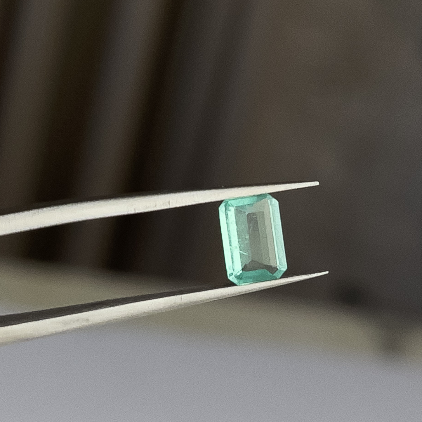 Esmeralda Natural Lapidada - Retangular - 0,75ct / 7,2 x 5 mm