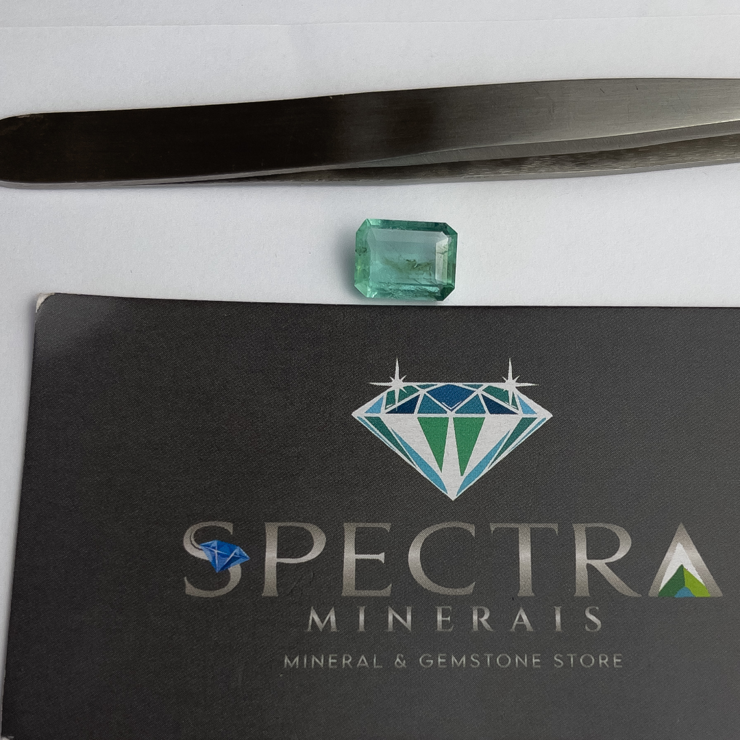 Esmeralda Natural - Retangular -10,9 x 8,2mm / 3,11 ct .