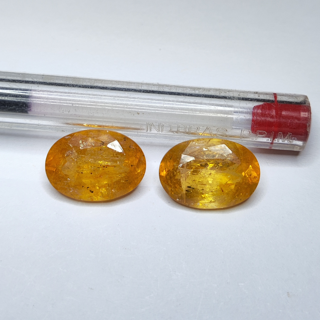 Topázio Imperial Oval Natural –12,9 x 9,10 mm - 10,77 ct