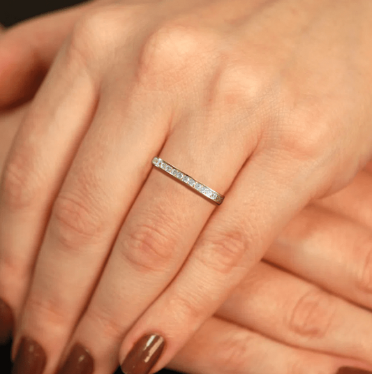 Aparador de ouro 18 K com diamantes naturais