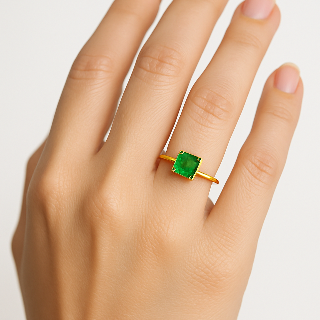 Anel de ouro 18K com Esmeralda Natural