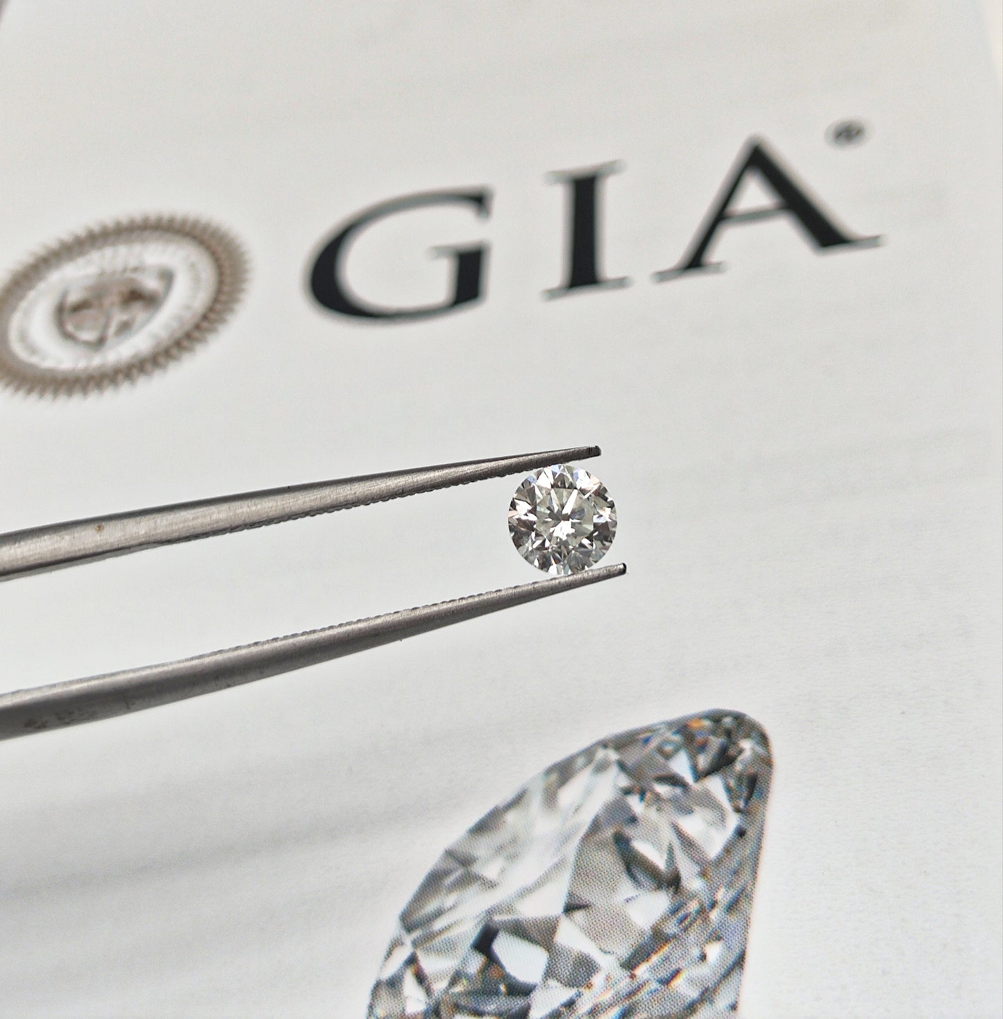 Diamante natural de 0,46 ct com certificado GIA