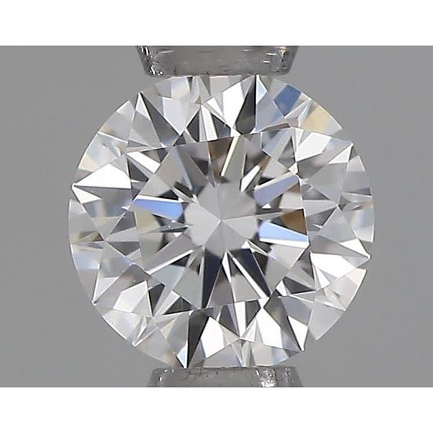 Diamante natural branco lapidado / 25 pontos ≅ (3.9 mm a 4,1 mm)