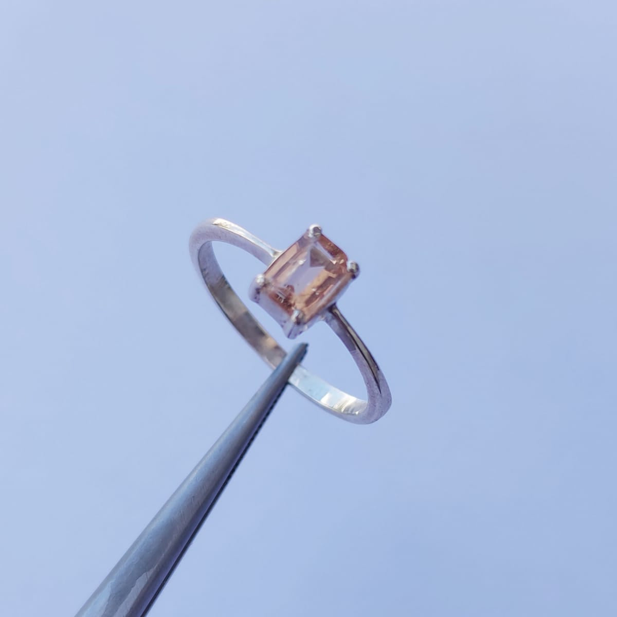 Anel de Prata 950 com Topázio Imperial Natural