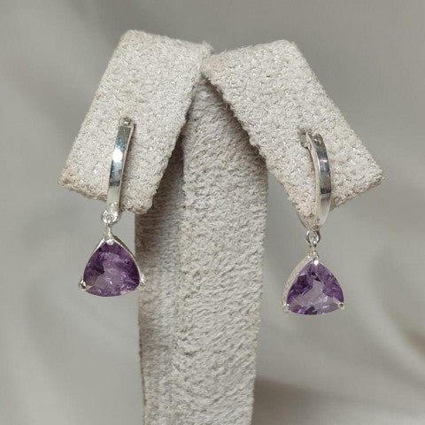 Brinco Argola de Prata 950 com Ametista Trillion