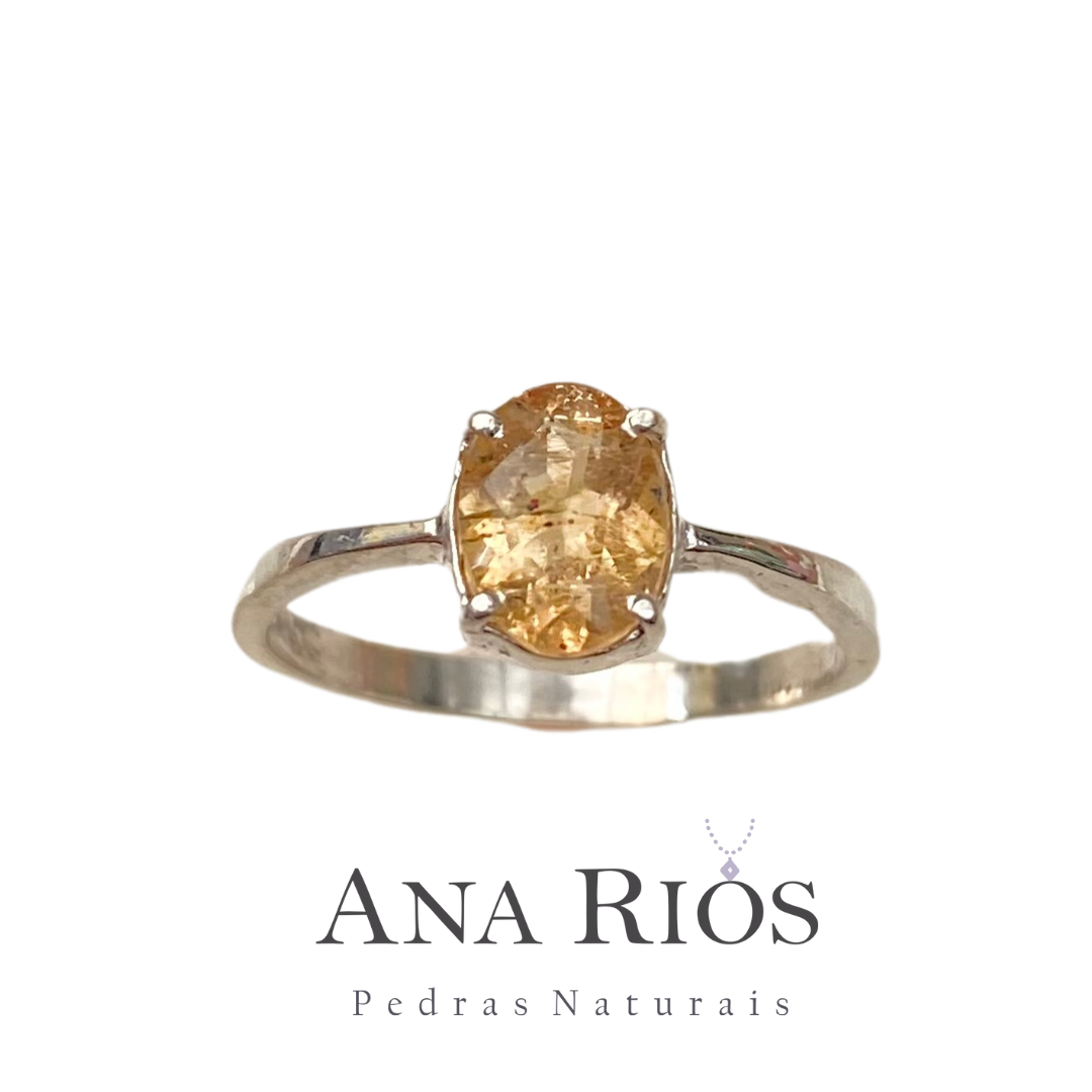 Anel de Prata com Topázio Imperial Oval