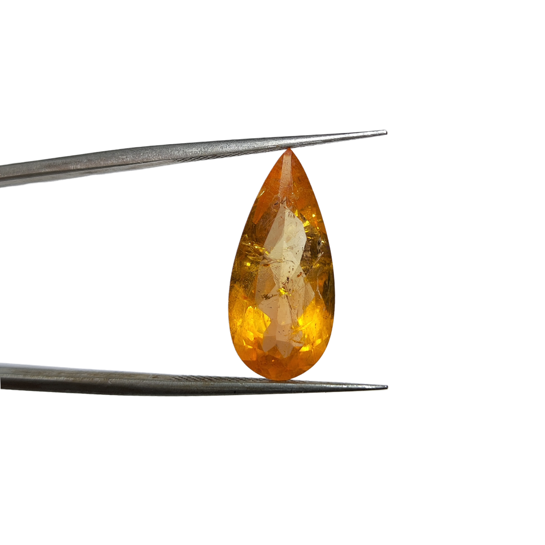 Topázio Imperial Gota Natural – 20 x 9 mm - 7,92 ct