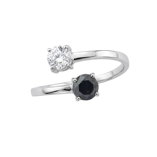 Anel em Ouro Branco 18K com Diamante Branco Natural e Diamante Negro – 1 ct (0,5 ct cada)