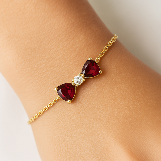 Pulseira com 14,5 cm de Ouro 18 k com Granadas 6mm e Morganitas 2mm