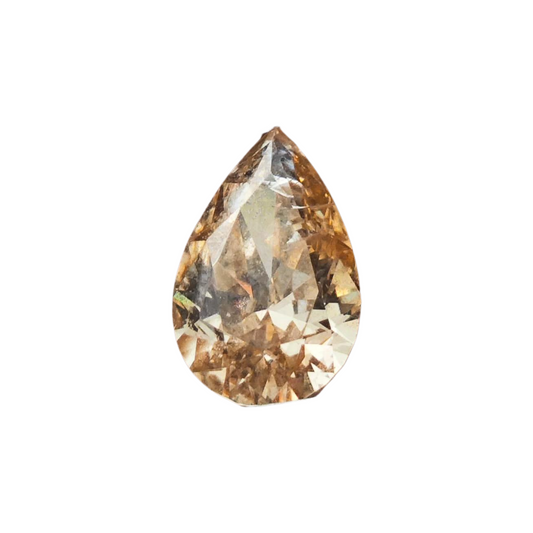 Diamante Natural Castanho- Gota / 102  pontos ≅ (8,8 x 5,7 mm)