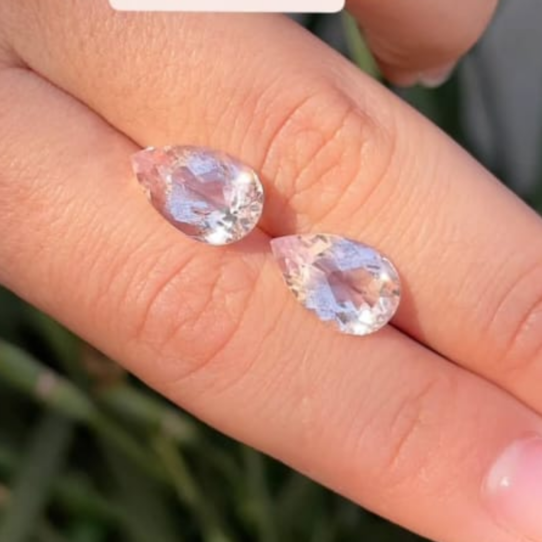 Par de Morganita Natural Gota  - 14 x 8  mm -  7,93 ct ( o par)