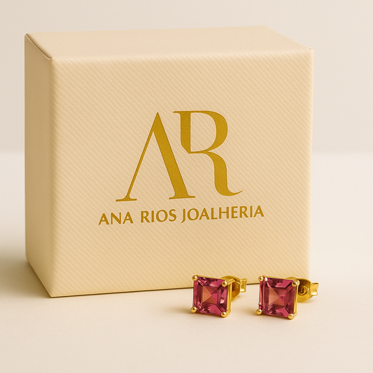 Brincos de ouro 18 K com rubelitas naturais