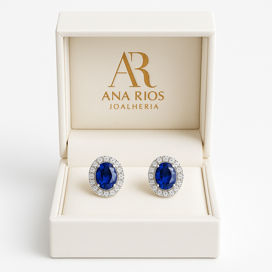 Brincos de ouro branco com safira e diamantes