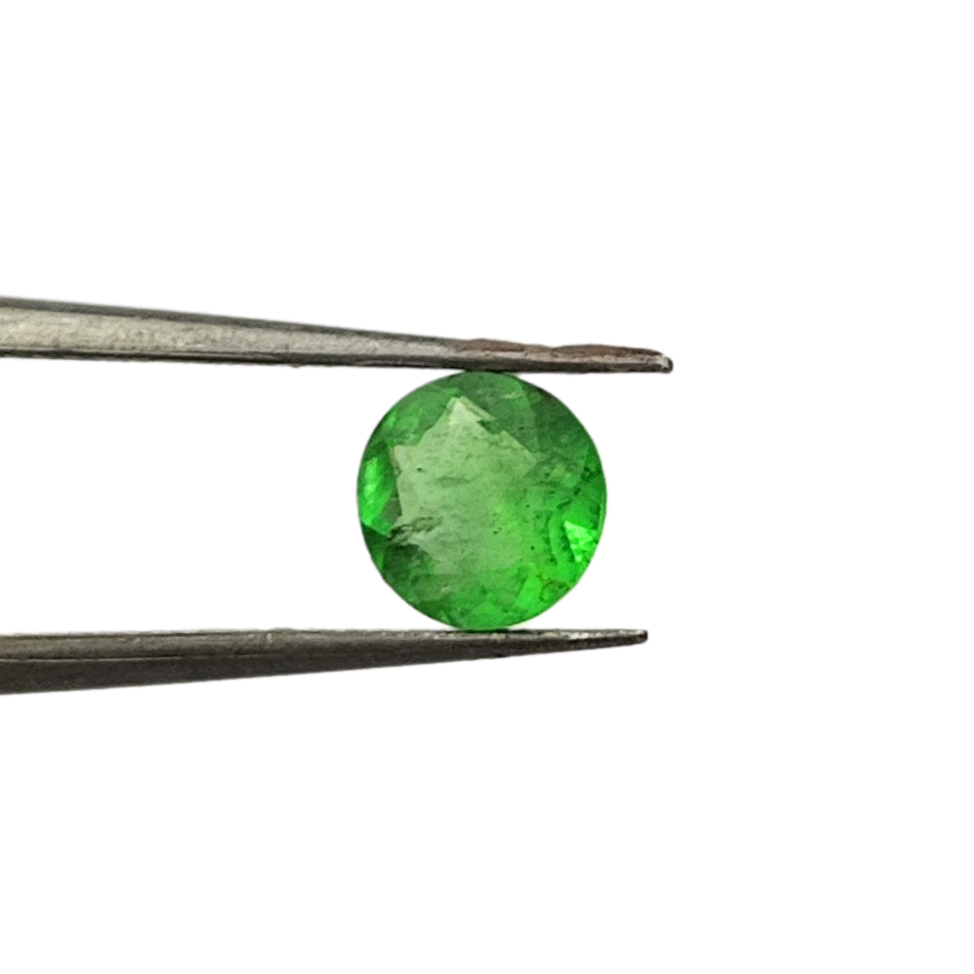 Esmeralda Natural – Lapidação Redonda – 6 mm – 0,69 ct